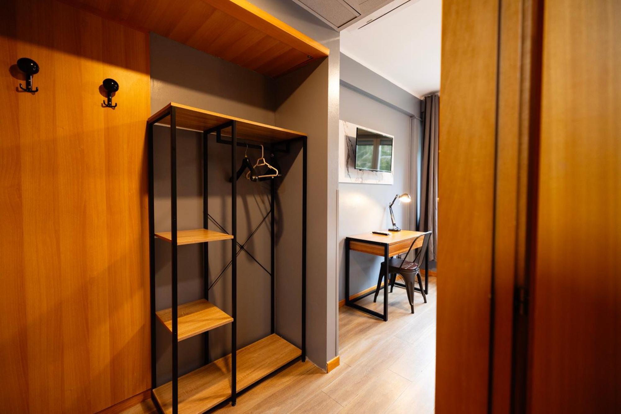 Scheppers Hotel Рим Екстериор снимка