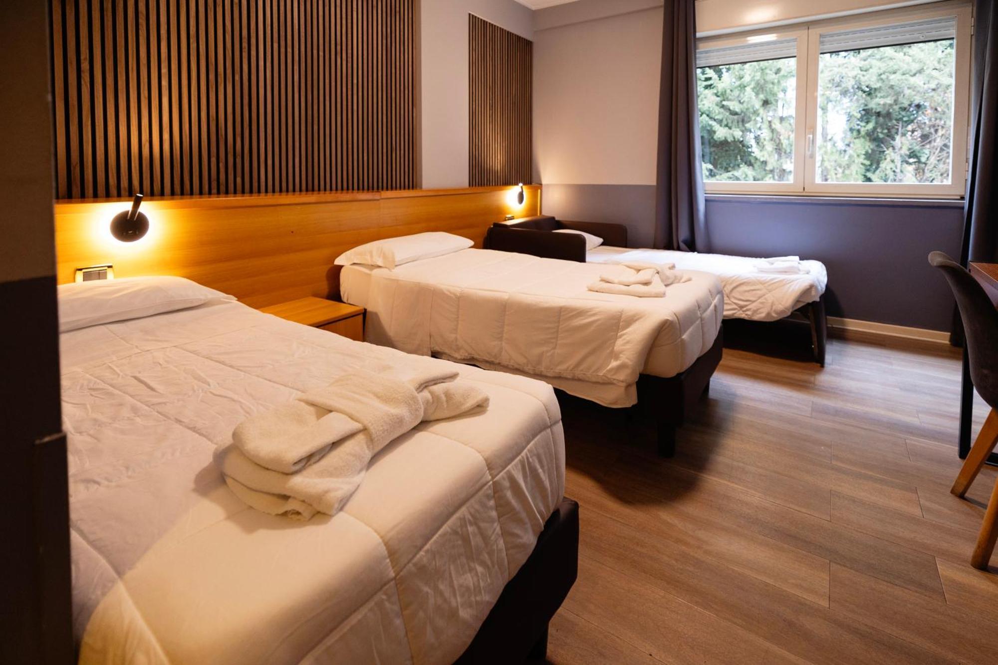 Scheppers Hotel Рим Екстериор снимка
