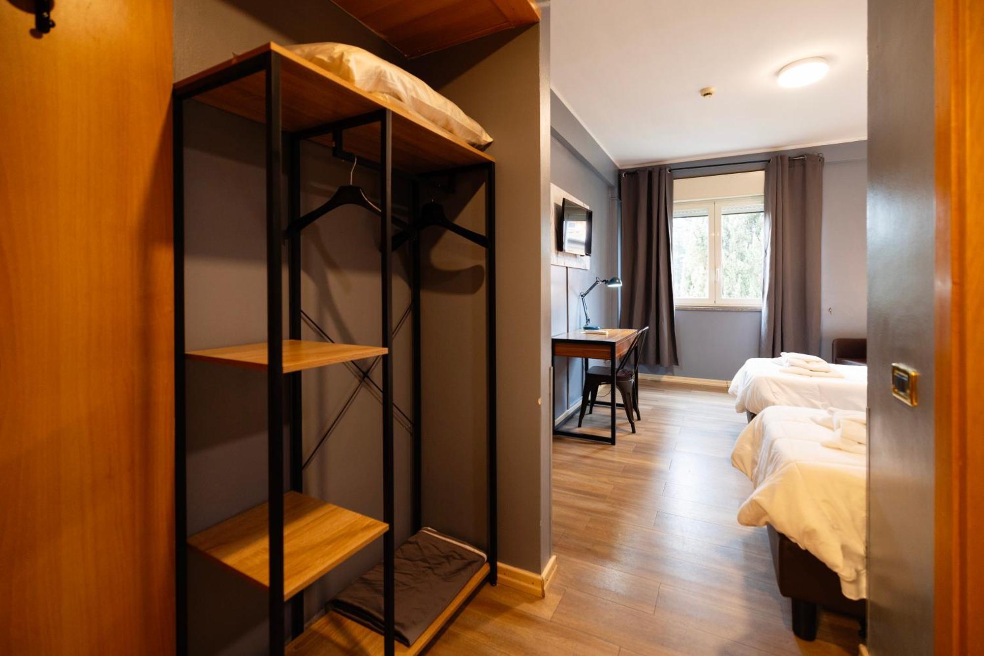 Scheppers Hotel Рим Екстериор снимка