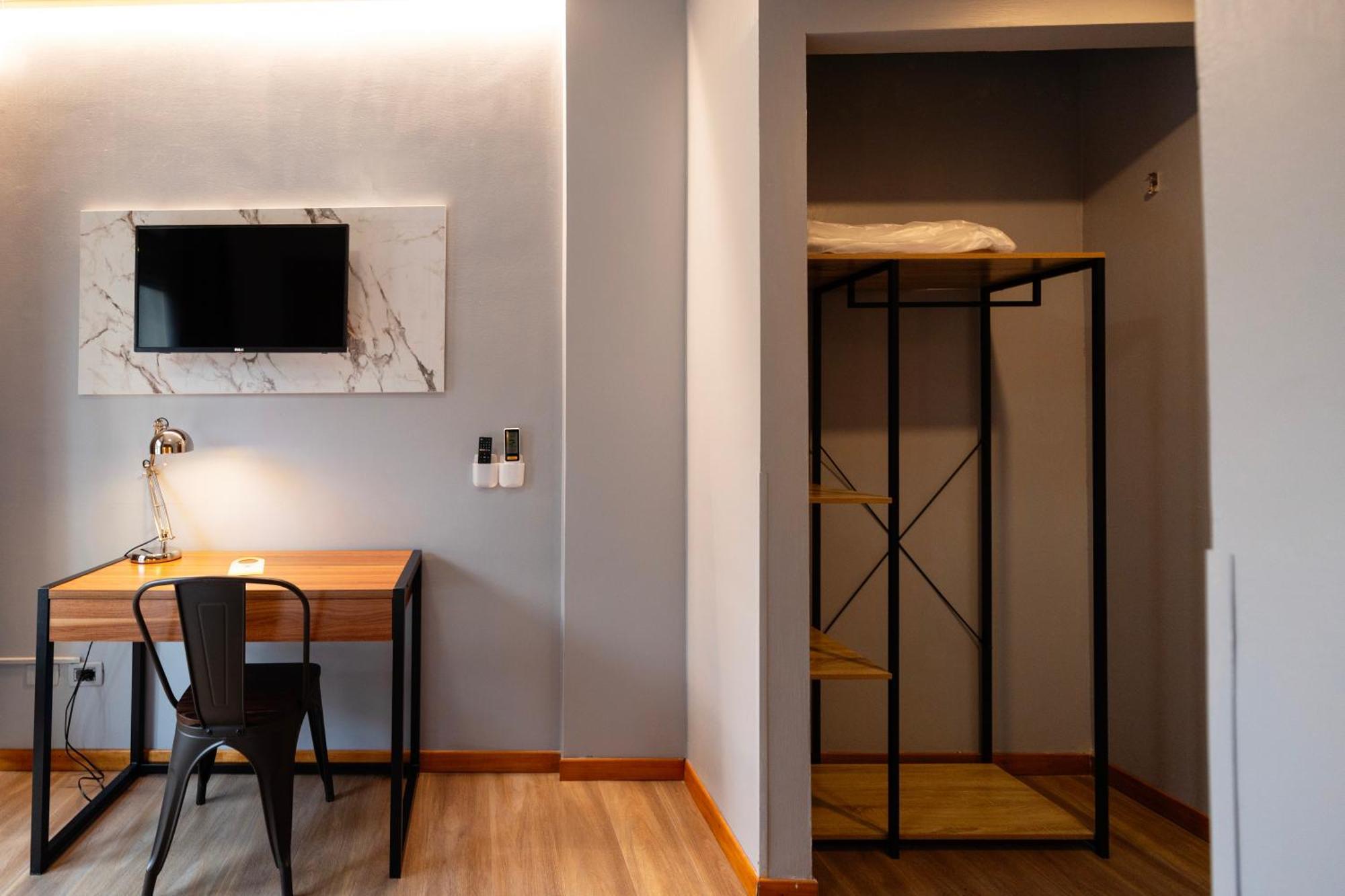 Scheppers Hotel Рим Екстериор снимка